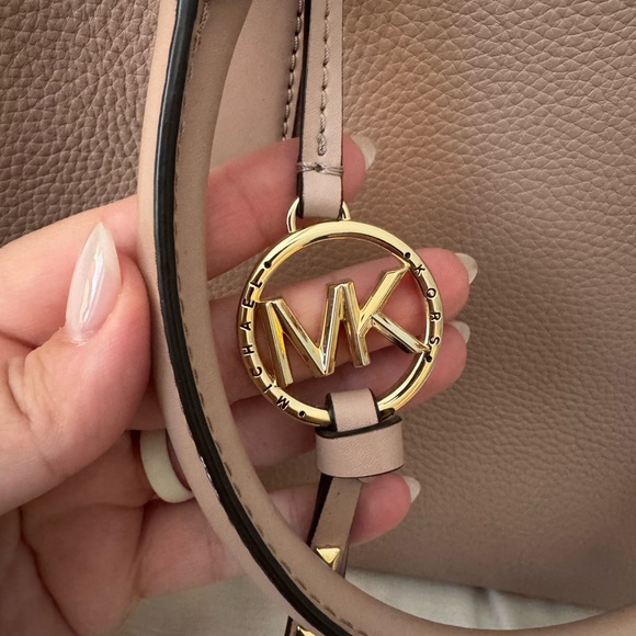 Michael Kors Blush Nude Pink Leather Tote Shoulder Bag - Picture 8 of 16
